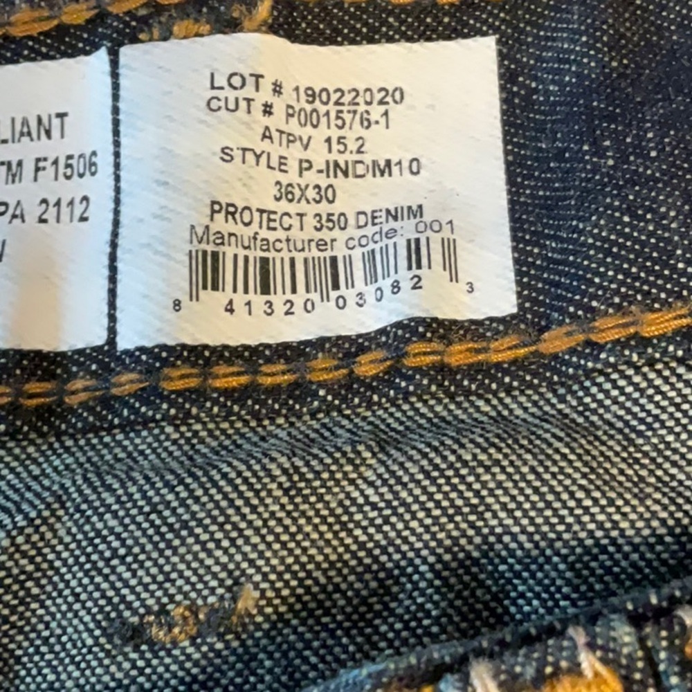Men's Relaxed Fit Jeans in Charcoal by [Brand] - Picture 9 of 11